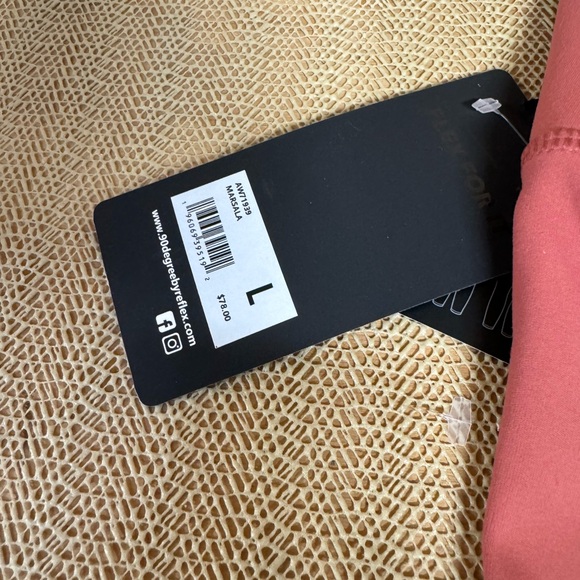 90 degree by Reflex Yoga leggings size Large - Picture 2 of 3